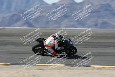 media/May-10-2025-Race Pace (Sat) [[db32fef2da]]/Vested/3-Bowl Set 1 (9am)/